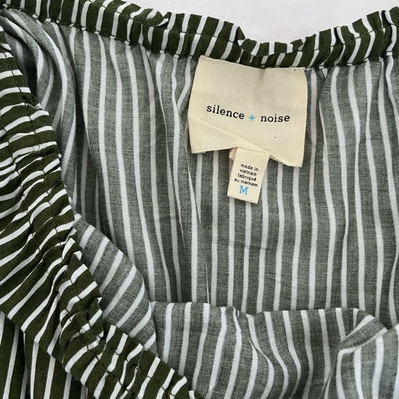 ❌SOLD UO Green/White Stripe Off the Shoulder Romper - Picture 6 of 7